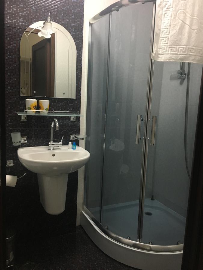 Orbi Plaza Tamara Aparthotel Batumi Exteriör bild