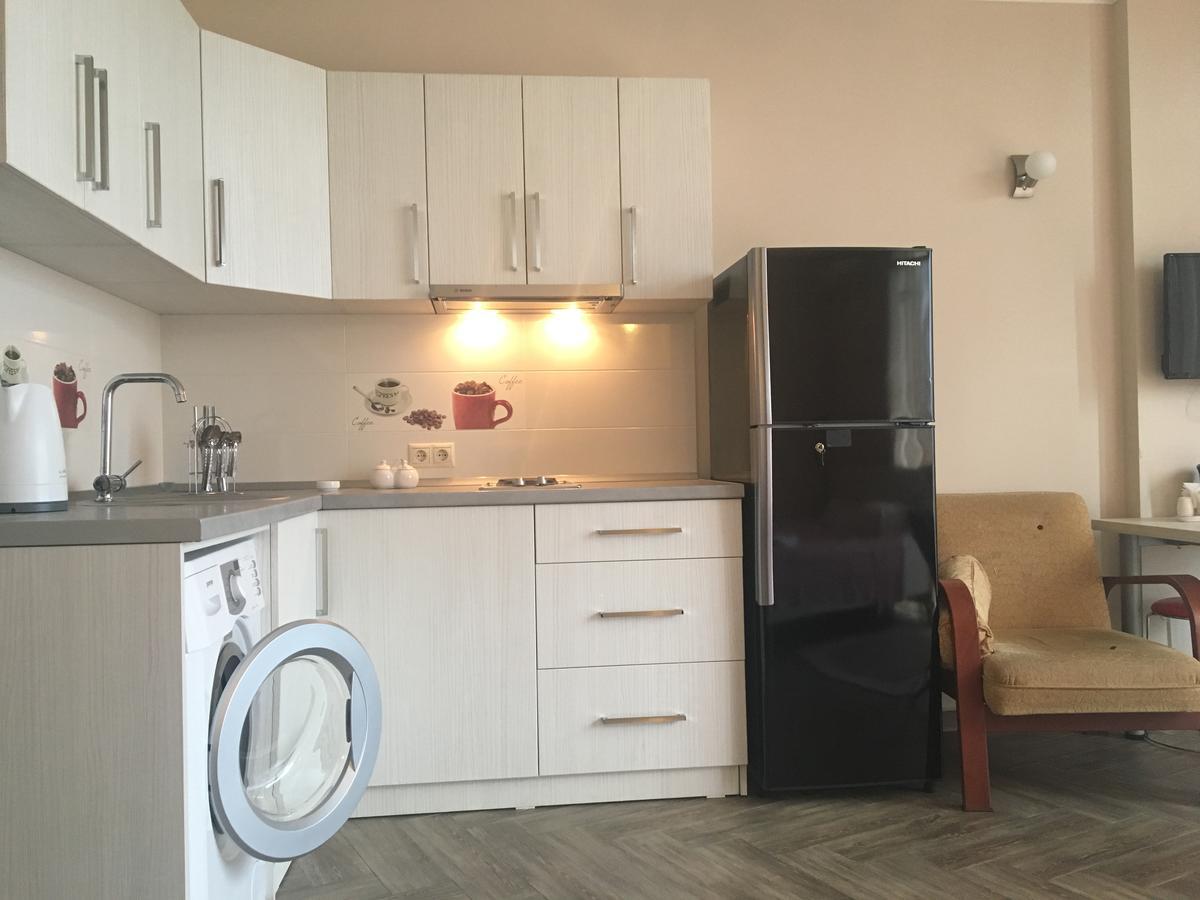 Orbi Plaza Tamara Aparthotel Batumi Exteriör bild